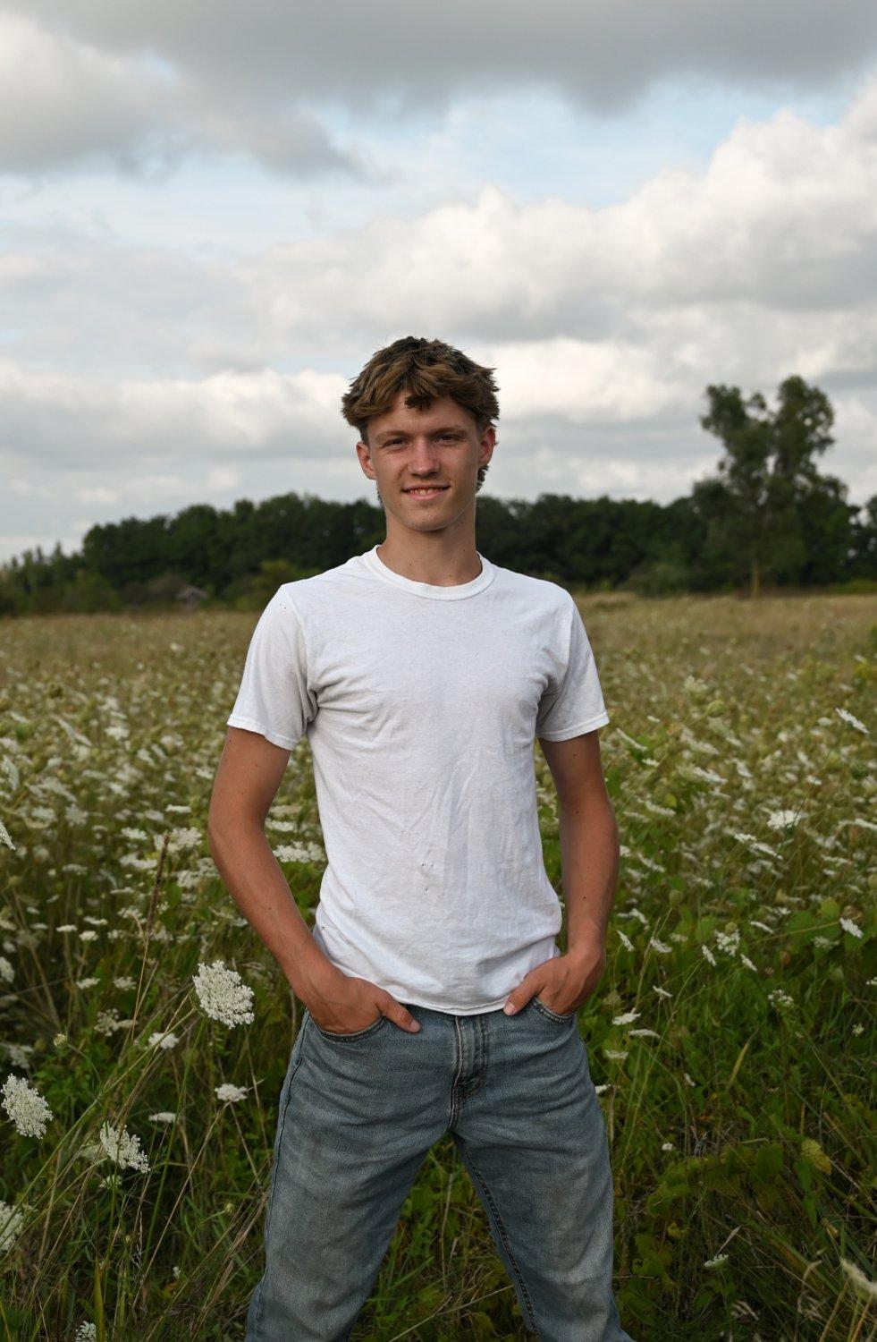 carousel-hero-element image-14