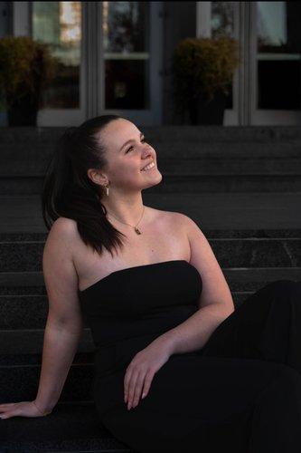 mobile - carousel-hero-element image-9