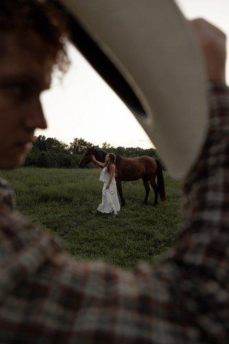 mobile - carousel-hero-element image-7